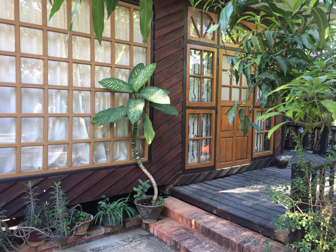 New May Haw Nann Villa Nyaung Shwe Ngoại thất bức ảnh
